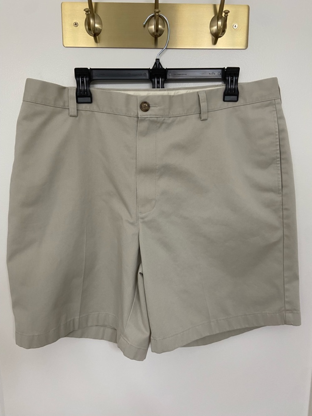 L.L. Bean Men's Khaki Flat-Front Cotton Shorts